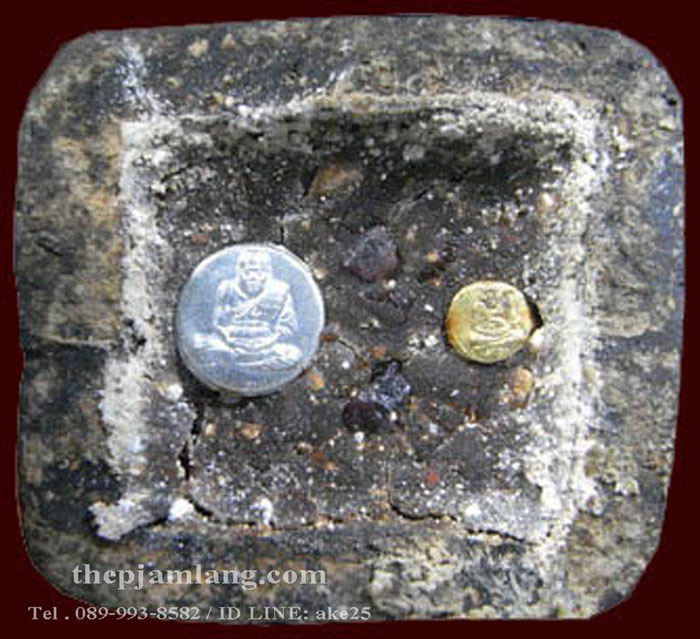 หลวงพ่อทวด(6) วัดห้วยมงคล ขนาดตั้งหน้ารถ ปี 2551