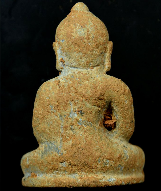 พระแก้ว พิมพ์สมาธิ ศิลปะเชียงแสน 