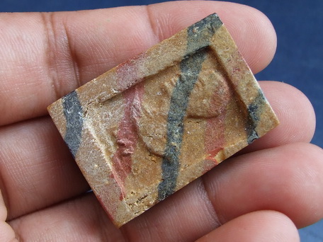 พระสมเด็จสายรุ้ง ล.พ.แพ วัดพิกุลทอง สิงห์บุรี ยุคแรก สภาพสวย แบบที่ 4