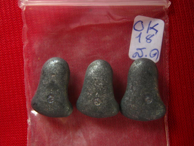 พระรอด วัดโคนอน 2515...ตะกั่ว 3 องค์...หลวงปู่โต๊ะ วัดประดู่ฉิมพลี กทม.เสก...ไม่แพง ครับ