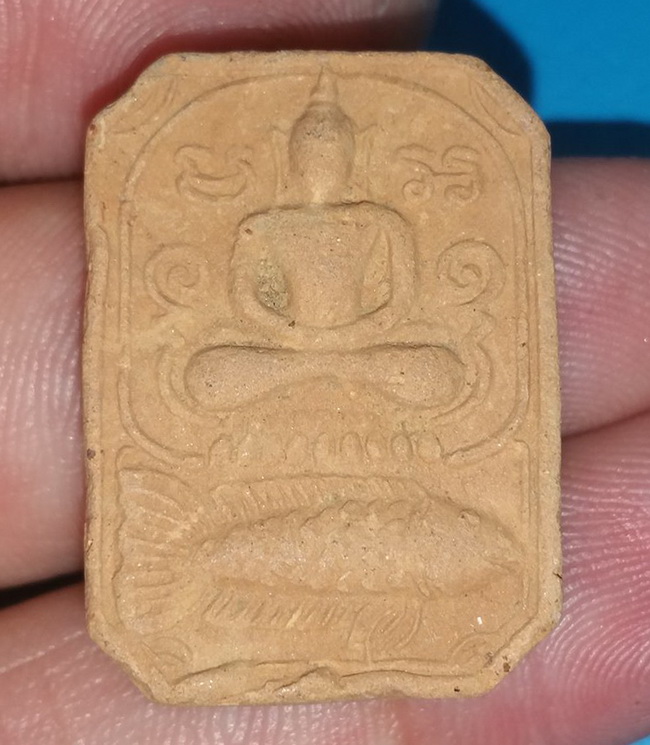 ### เคาะเดียว 100 ### พระเนื้อดินทรงปลา สู่มาตุภูมิ ปี33 วัดบางนมโค หลวงพ่อฤาษีลิงดำ