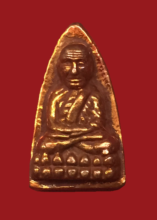 หลวงปู่ทวด วัดช้างให้ หลังเตารีดใหญ่เอ(พิมพ์เนื้อเมฆพัด) เนื้อนวโลหะ รุ่นสร้างพิพิธภัณฑ์ 58