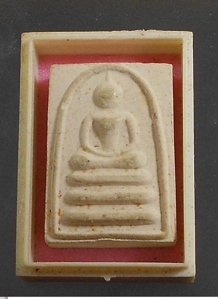 พระผงหลวงพ่อแพ 3 พัน พิมเล็ก 