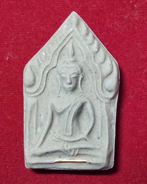 พระขุนแผน รุ่น5 เนื้อเกษร ตะกรุดทองคำโรยพลอย หลังฝังพลอย หลวงปู่ทิม วัดพระขาว ปี48...เคาะเดียวแดง...
