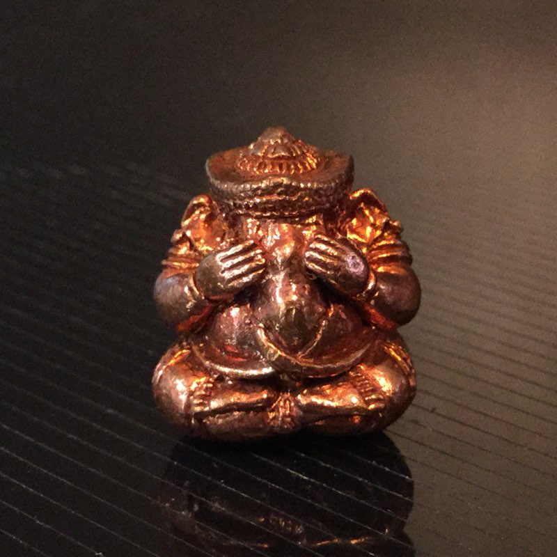 พระพิฆเนศ อ้อมจักรวาล เนื้อนวฤทธิ์ หลวงปู่หงษ์ พรหมปัญโญ