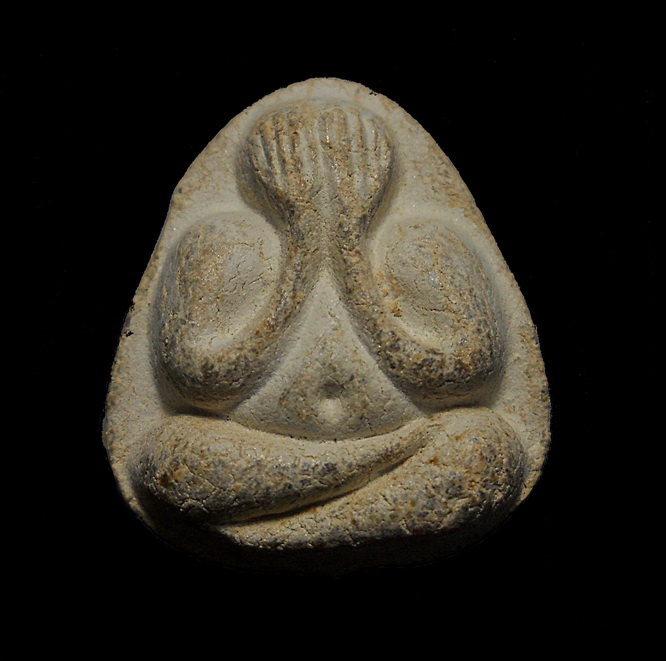 พระปิดตาพุทธสร ลป.โต๊ะ ออกวัดลาดปลาเค้า ปี 2521 หลังยันต์พุทโธ เนื้อผงเกษร ใส่กรอบสวยครับ