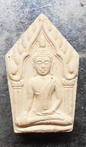 พระขุนแผนหลวงพ่อตัด วัดชายนา พิมพ์เล็กสวยๆครับ