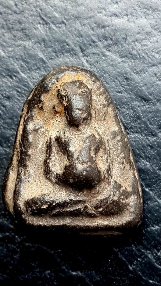 พระสังกัจจายน์หลวงพ่อกวย วัดโฆสิตาราม จ.ชัยนาท