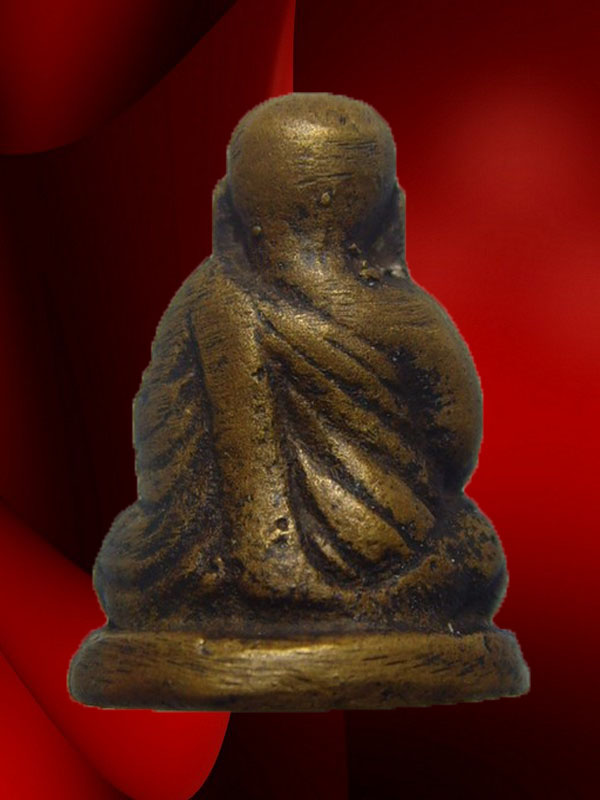 รูปหล่อโบราณหลวงพ่อเงิน อาจารย์ชุ่มสร้าง วัดท้ายน้ำ ยุคต้น