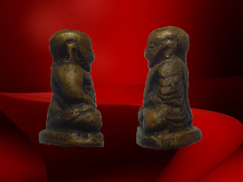 รูปหล่อโบราณหลวงพ่อเงิน อาจารย์ชุ่มสร้าง วัดท้ายน้ำ ยุคต้น