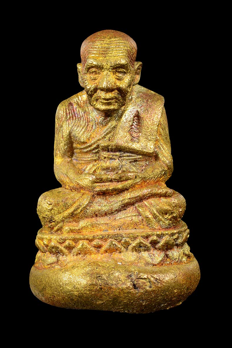 หลวงปู่ทวด พิมพ์เบ้าทุบ เนื้อทองทิพย์ รุ่นมหาลาภ วัดช้างให้ ปี 2540 สร้าง 2999 องค์ครับ