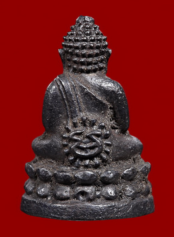 หลวงปู่หมุน ฐิตสีโล วัดป่าหนองหล่ม พระชัยวัฒน์เหล็กน้ำพี้ ไตรมาสรวยทันใจ