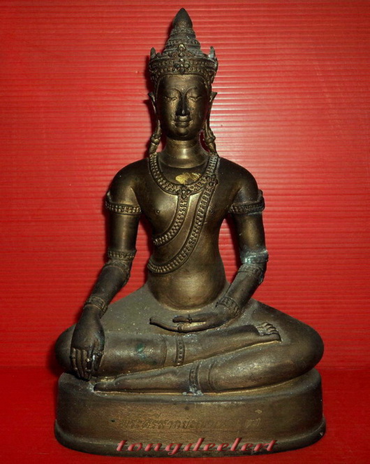 พระศรีศากยะญาณวิมุตติ วัดพระราม 9 สวยมากค่ะ