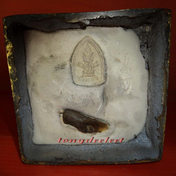 พระสีวลีบูชา ฉลอง 200 ปี วัดสุทธาราม ใต้ฐานฝังท้าวเวสสุวรรณ สวยมากค่ะ