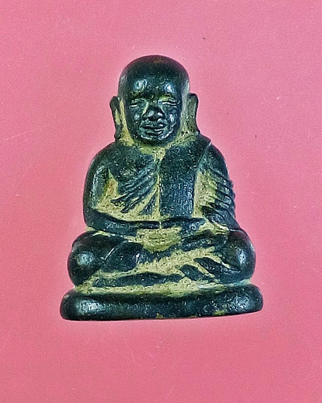 หลวงพ่อเงิน รุ่นกองทุน 53 พิมพ์นิยม วัดบางคลาน