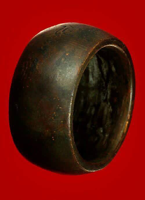 หลวงปู่หมุน ฐิตสีโล วัดป่าหนองหล่ม แหวนปลอกมีดนิ้วเพชรพระอิศวร