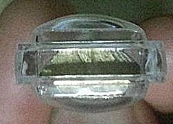 พระใสเล็บมือนาง ปี12 ใต้ฐานวงเดือนนิยมครับ กะไหล่ทองสวยเดิมๆนานๆเจอครับหายากสุดๆ