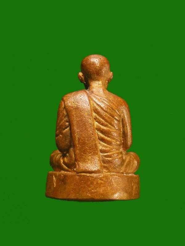 รูปหล่อโบราณหลวงปู่ชอบ ฐานสโม ปี๓๔เนื้อทองผสม ฐานตันสภาพสวยเดิมๆหายากสุดๆ.