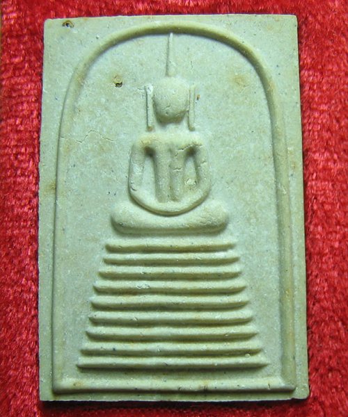 ชุดพระผง "สร้างสะพาน"...หลวงพ่อเปิ่น  วัดบางพระ  3 องค์ 