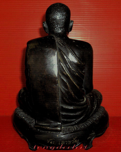 รูปหล่อบูชาหลวงพ่อเยี่ยม วัดเลาขวัญ จ.กาญจนบุรี หายากค่ะ