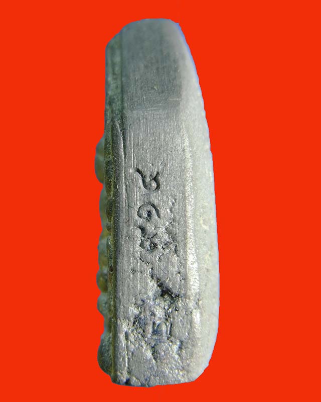 พระยอดขุนพลแสนพลพ่ายพิมพ์เล็ก เนื้อชินสังฆวานรอุดผงพราย ปี54 กล่องเดิมๆ No.914 