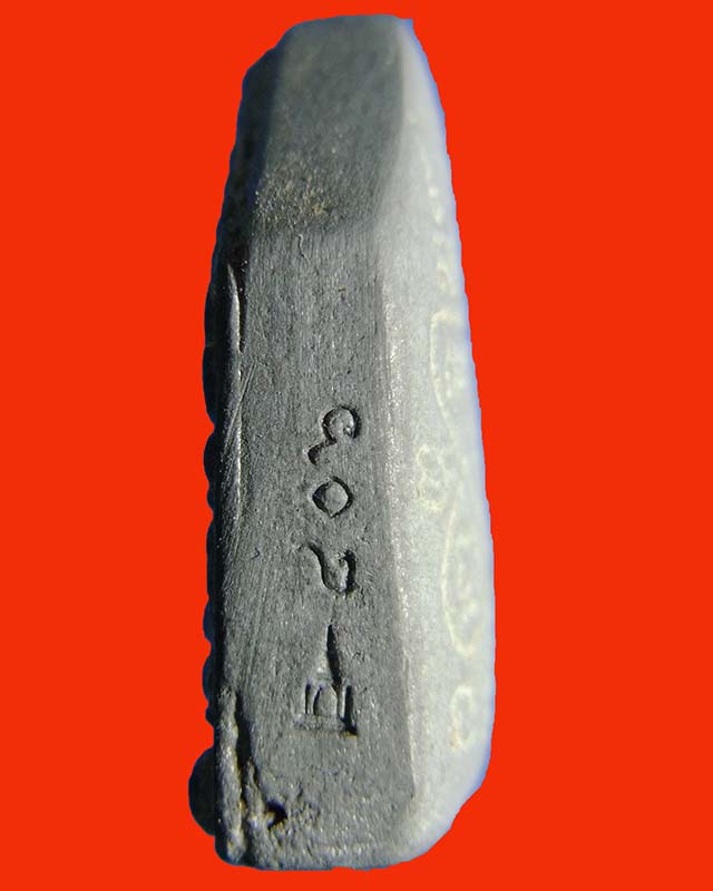 พระยอดขุนพลแสนพลพ่ายพิมพ์เล็ก เนื้อชินสังฆวานรอุดผงพราย ปี54 กล่องเดิมๆ No.806 