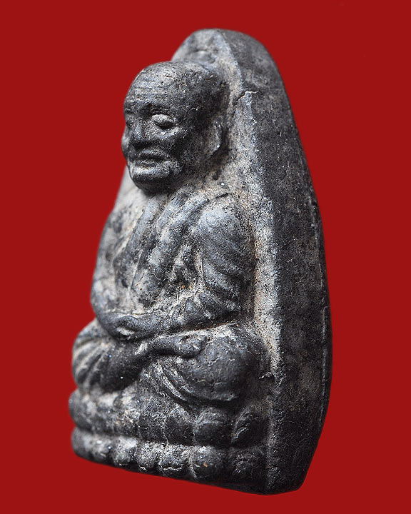 หลวงพ่อทวดเนื้อว่าน พิมพ์กลาง2524 สวยๆพร้อมกล่องเล็กแบบเดิมๆ