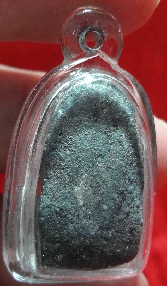  พระหลวงพ่อทวดพิมพ์พระรอด 2524 ครับ