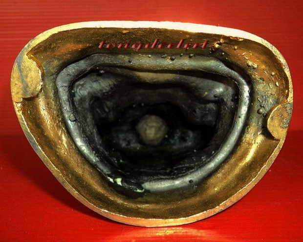 พระสังกัจจายน์บูชา วัดเพชรสมุทรวรวิหาร (วัดบ้านแหลม) จ.สมุทรสงคราม กะไหล่ทองค่ะ