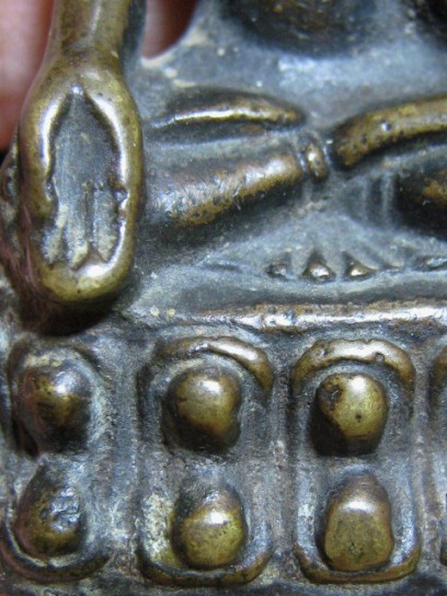 พระกริ่งประทานพร พิมพ์ใหญ่พิเศษ ปี2512 เนื้อทองผสม วัดวังกระ โจม จ.นครนายก มาพร้อมบัตรรับรอง