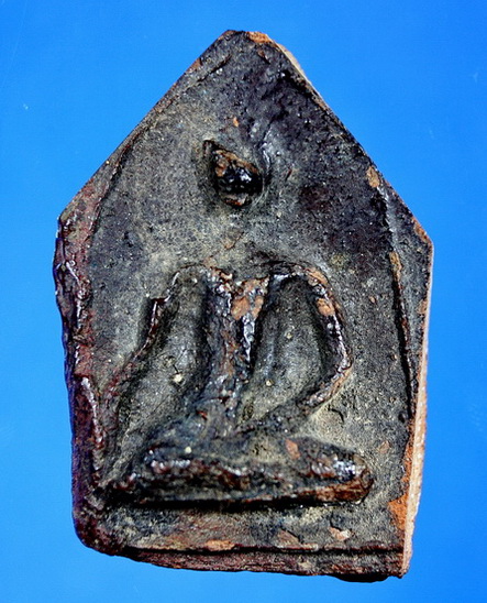 พระแผงตัดอยุธยา (พิมพ์ขุนไกร) ตัดทรงห้าเหลี่ยม สวยครับ