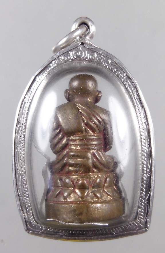 พระหล่อรูปเหมือนหลวงปู่ทวด พิมพ์บัวรอบ รุ่น 2 ปี 2539 แจกกฐินวัดช้างให้(เนื้อทองทิพย์)