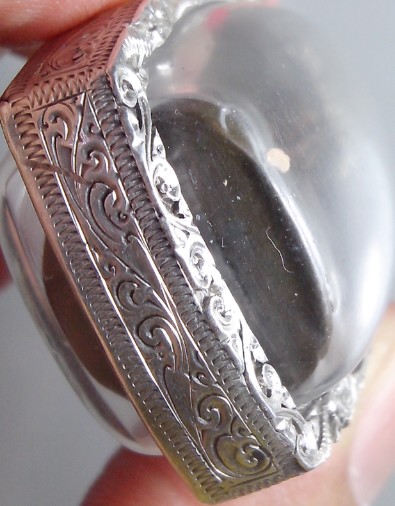 พระหล่อรูปเหมือนหลวงปู่ทวด พิมพ์บัวรอบ รุ่น 2 ปี 2539 แจกกฐินวัดช้างให้(เนื้อทองทิพย์)