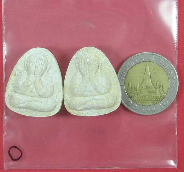 2องค์พระปิดตา รุ่นเจริญพร 41 หลวงปู่เหรียญ วรลาโภ วัดอรัญญบรรพต ต.บ้านหม้อ อ.ศรีเชียงใหม่ จ.หนองคาย