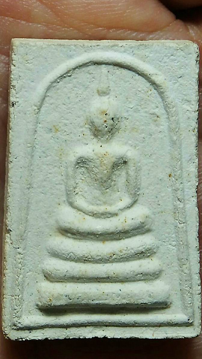 เคาะเดียวครับ สมเด็จหลังรูปเหมือนหลวงพ่อยิด วัดหนองจอก รุ่น เมตตามหาลาภ ปี 2535