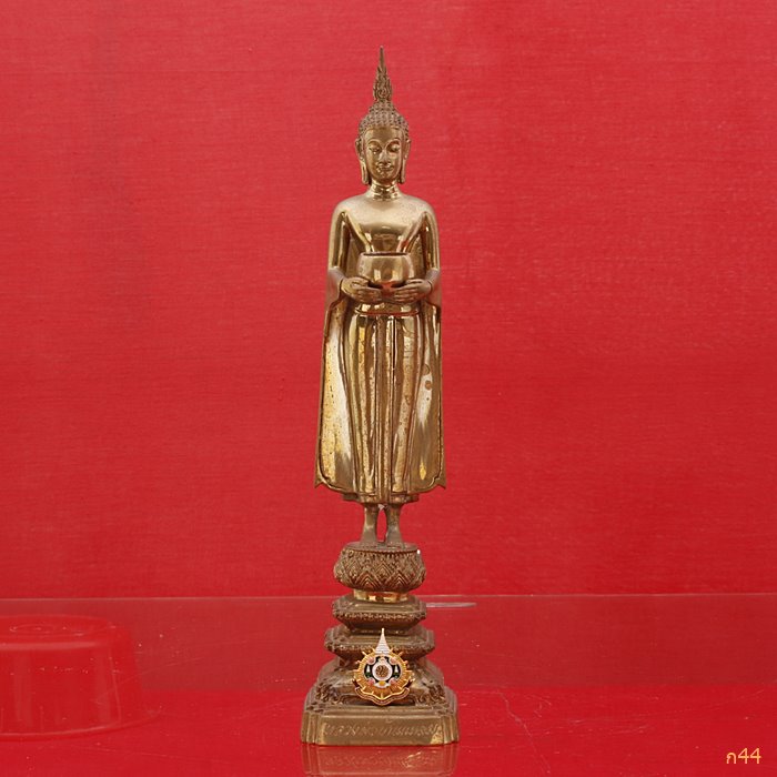 	พระบูชา หลวงพ่อวัดบ้านแหลม สูง 11.5 นิ้ว