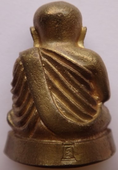 ชุด หลวงพ่อเงิน ปี45 เคาะเดียว