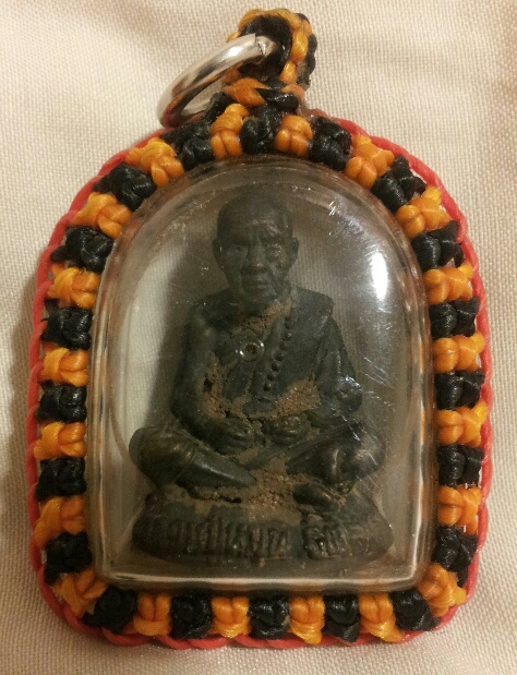 รูปหล่อเบ้าทุบหลวงปู่หมุน