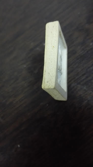 พระผงคำข้าว รุ่นแรก พิมพ์แขนจุดบัวหลายจุด มีเกศา และบัตรรับรอง สวยครับ