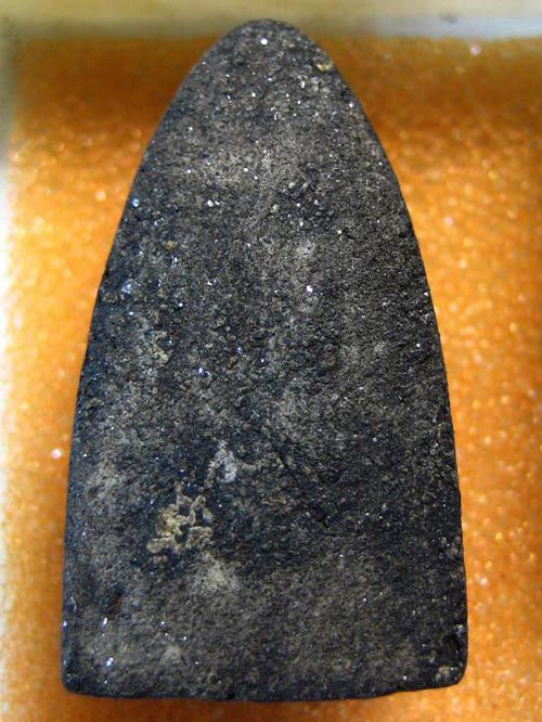 พระหลวงปู่ทวด เนื้อว่าน 24 พิมพ์กลาง สวยมาก จมูกโด่งๆ พร้อมกล่องเดิม