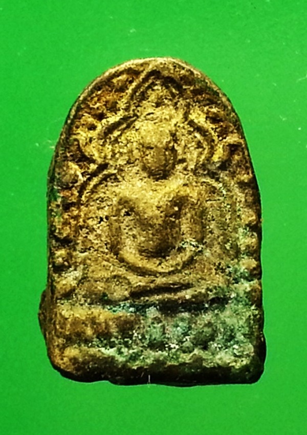 หลวงพ่อเส้ง เหรียญหล่อโสฬส พิมพ์ซุ้มกอ วัดแหลมทราย จ.สงขลา