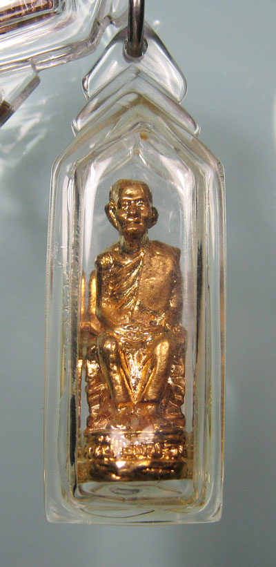 นาคปรกหลวงปู่เจียม+รูปหล่อนั่งโต๊ะ