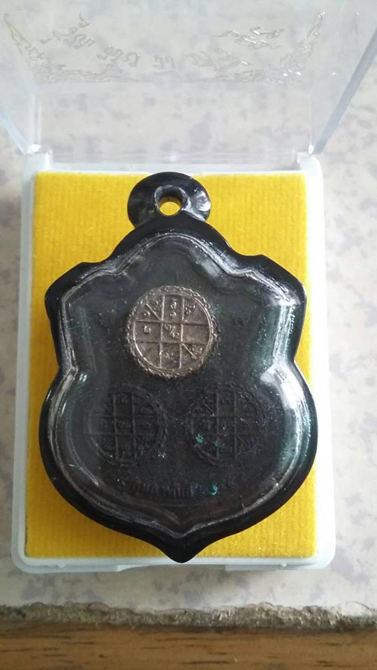 พระนารายณ์ทรงครุฑประทับบนพระราหู รุ่น 1 ปี 45 วัดไตรมิตร