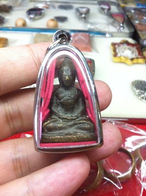 รูปหล่อพระประจำรัชกาล