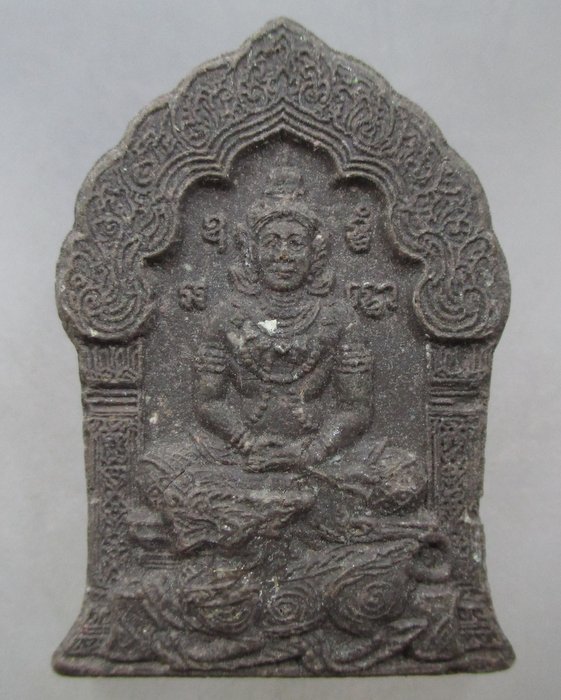 พระขุนแผนทรงสิงห์ หลวงพ่อเขียว วัดระเว จ.นครราชสีมา