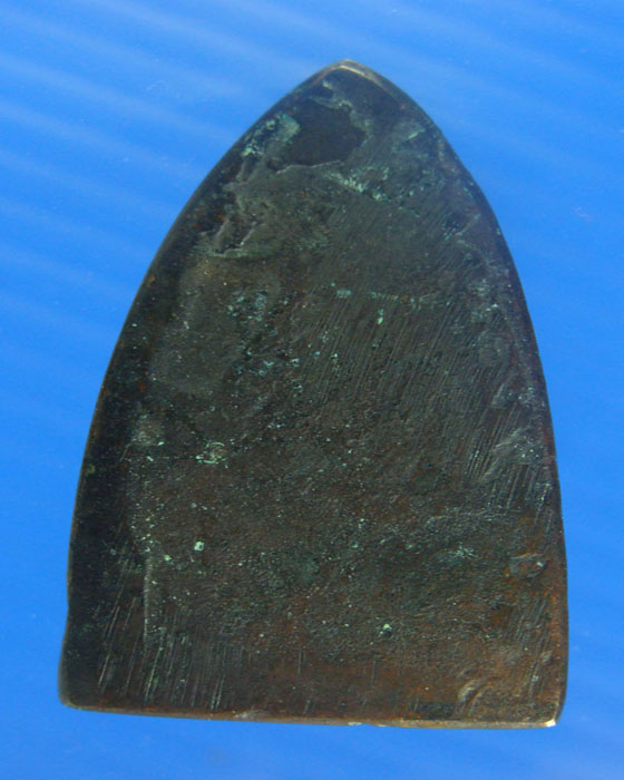 พระหลวงปู่ทวดวัดช้างให้หลังเตารีดใหญ่ พิมพ์ A  เนื้อโลหะผสม