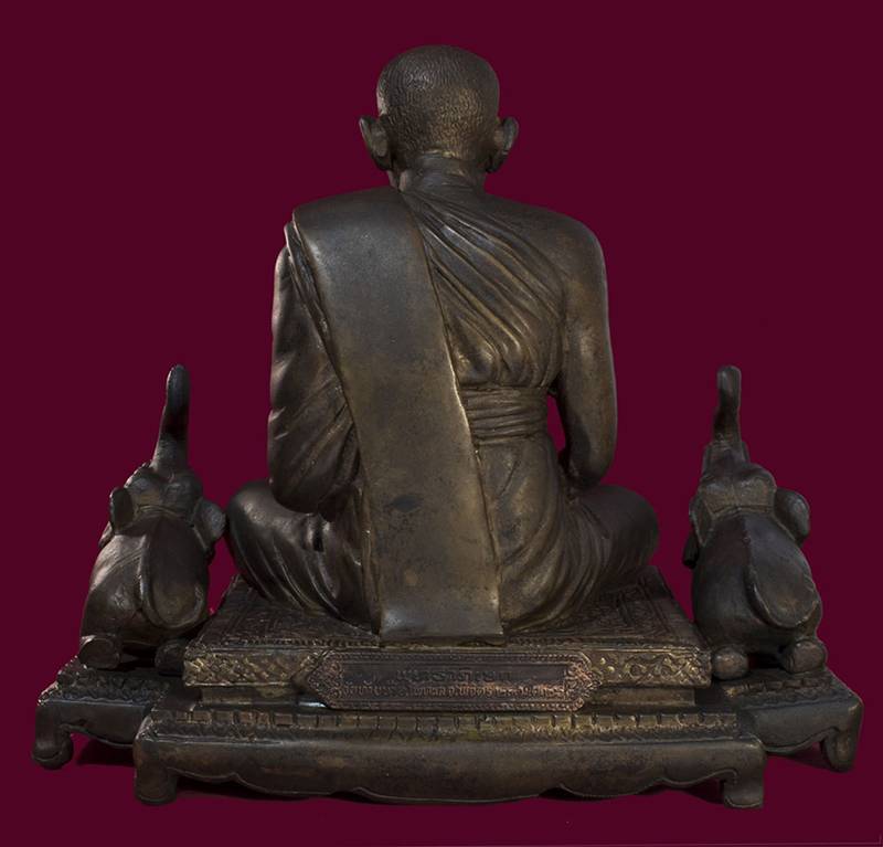 พระบูชาหลวงพ่อเงิน วัดบางคลาน รุ่นช้างคู่ ปี 2526 หน้าตัก 5 นิ้ว