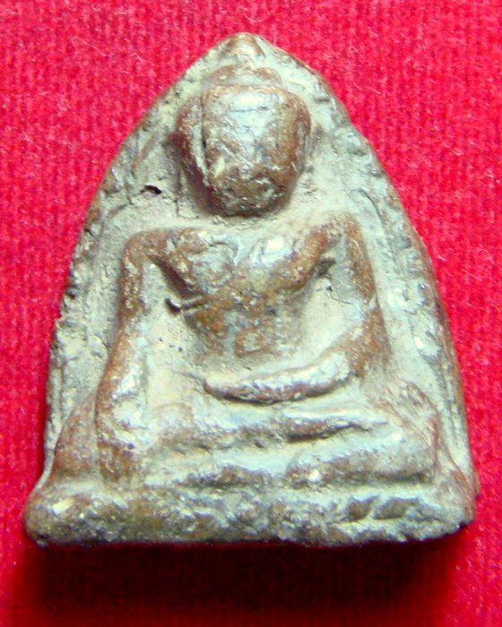 หลวงพ่อโต กรุบางกระทิง (เนื้อดินกรุเก่า) จ.พระนครศรีอยุธยา