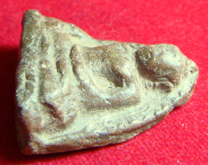 หลวงพ่อโต กรุบางกระทิง (เนื้อดินกรุเก่า) จ.พระนครศรีอยุธยา