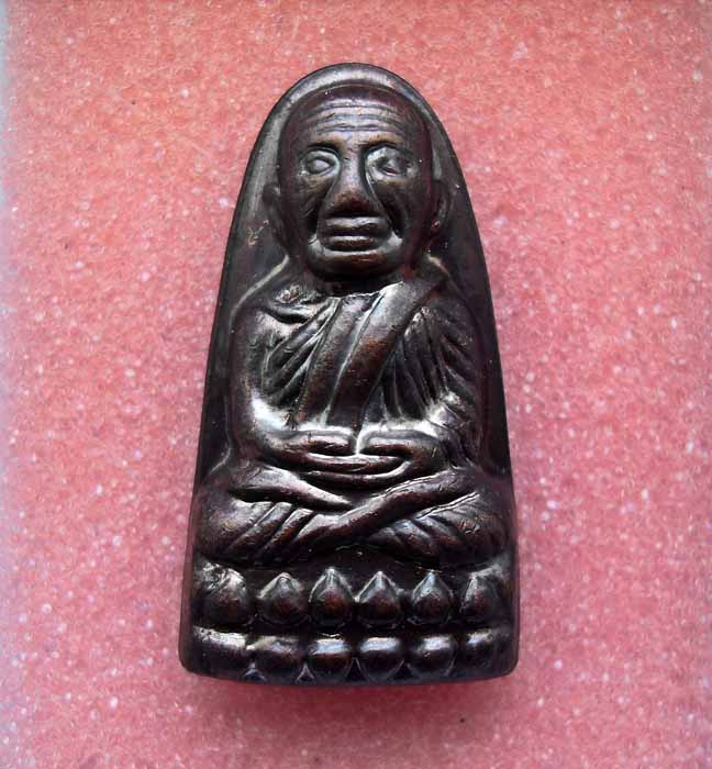 หลวงปู่ทวด หลังตัวหนังสือ ปี 55 วัดช้างให้ 